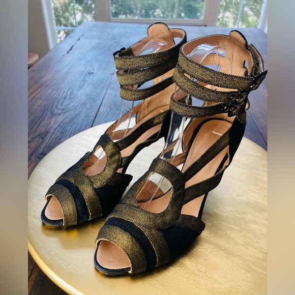 JEAN PAUL GAULTIER Stunning Size EU 39. Pre-owned. Excellent conditions. - Picture 5 of 8